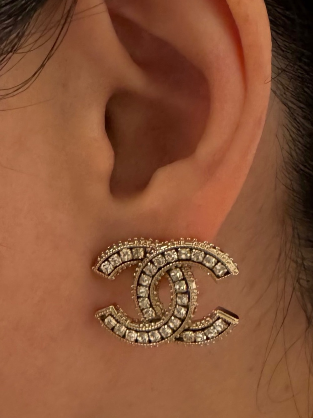 Classic Chanel CC Logo Large Strass Crystal Embellished Gold Stud Earrings - Picture 2 of 5